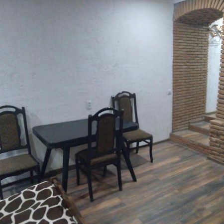 Ferienwohnung Sani Tbilisi Exterior foto