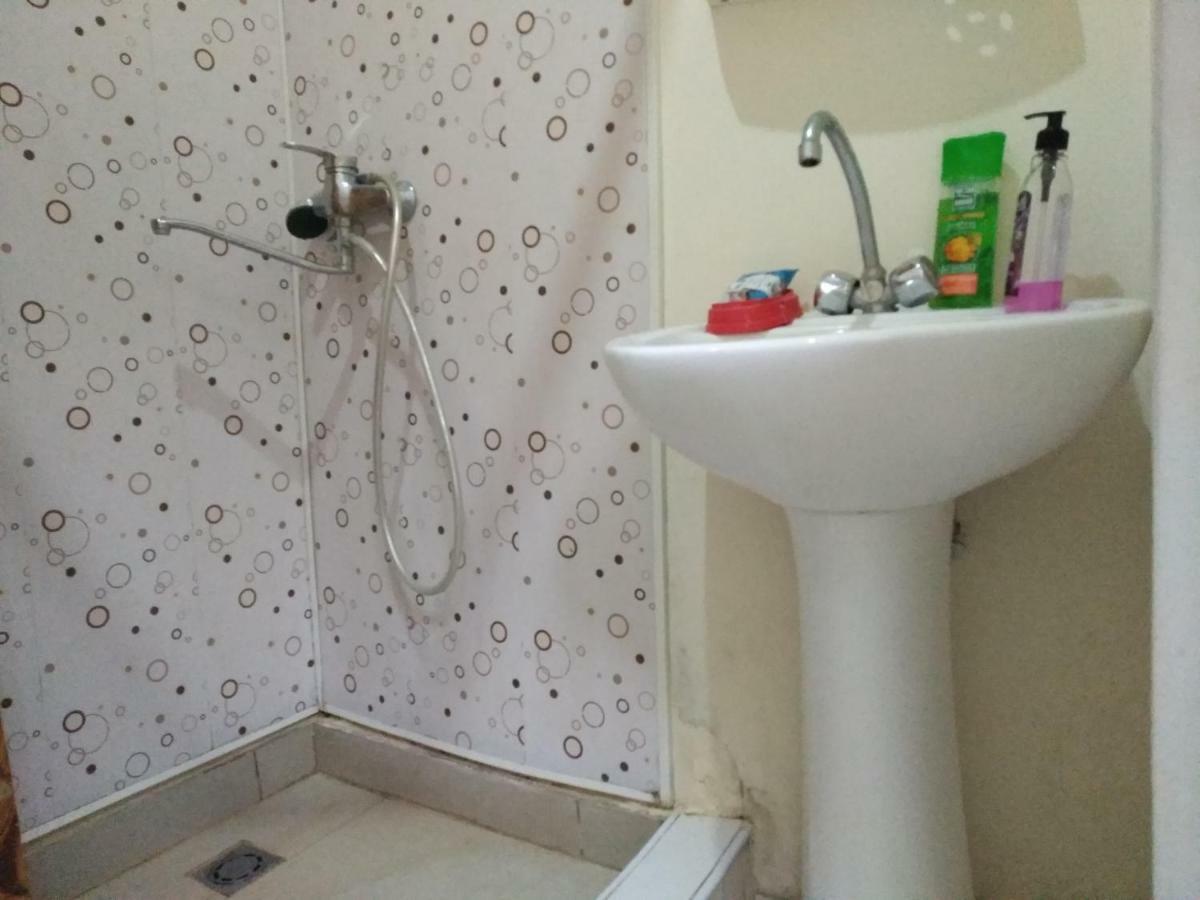 Ferienwohnung Sani Tbilisi Exterior foto