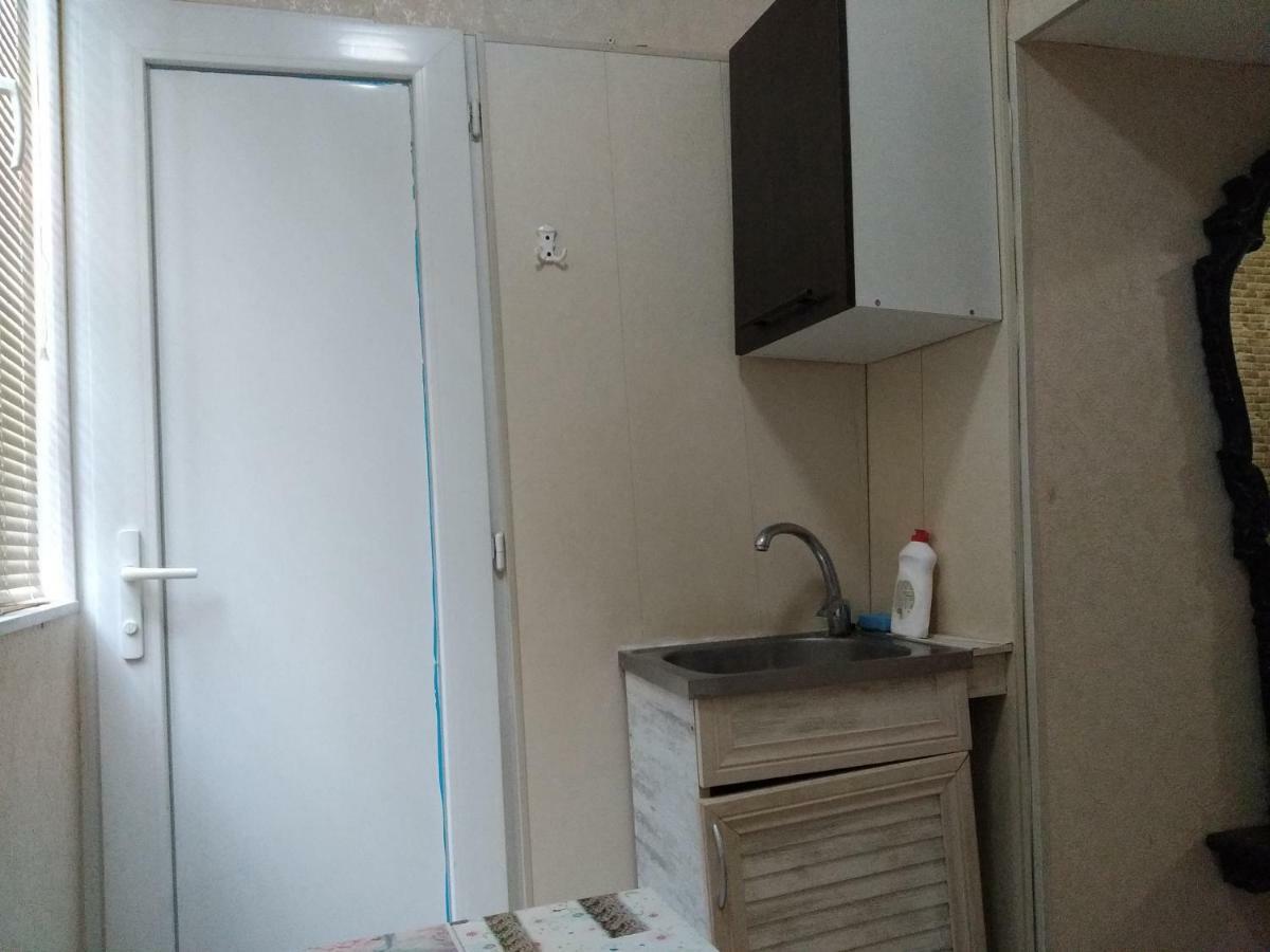 Ferienwohnung Sani Tbilisi Exterior foto